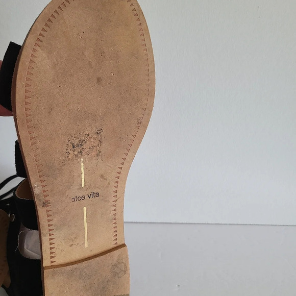 Doice Vita Jasmyn gladiator sandals lace up sz.7 black faux suede - Picture 5 of 5